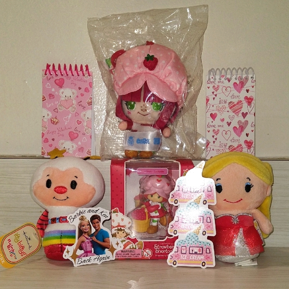 Miscellaneous Stickers, V-Day Note Pads and Friends Plush Set